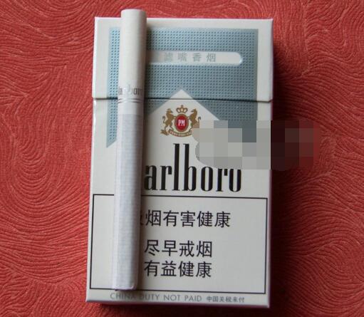 万宝路香烟草莓双爆珠